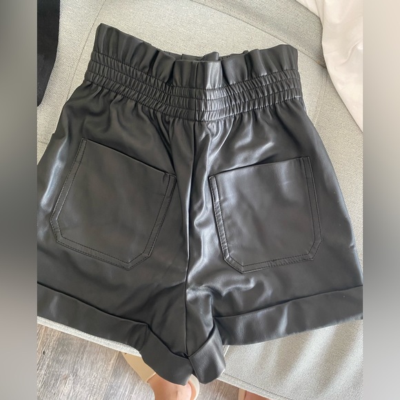 Zara Faux Leather High Rise Stretchy Shorts size XS NWT - Picture 4 of 8